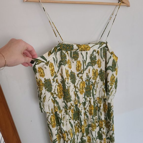 Pleated summer dress (formal or casual) - Picture 6 of 9